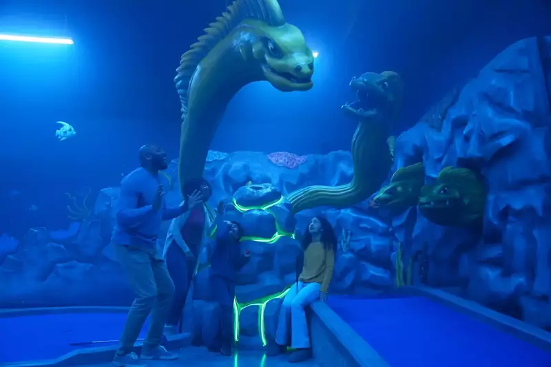 indoor mini golf pigeon forge