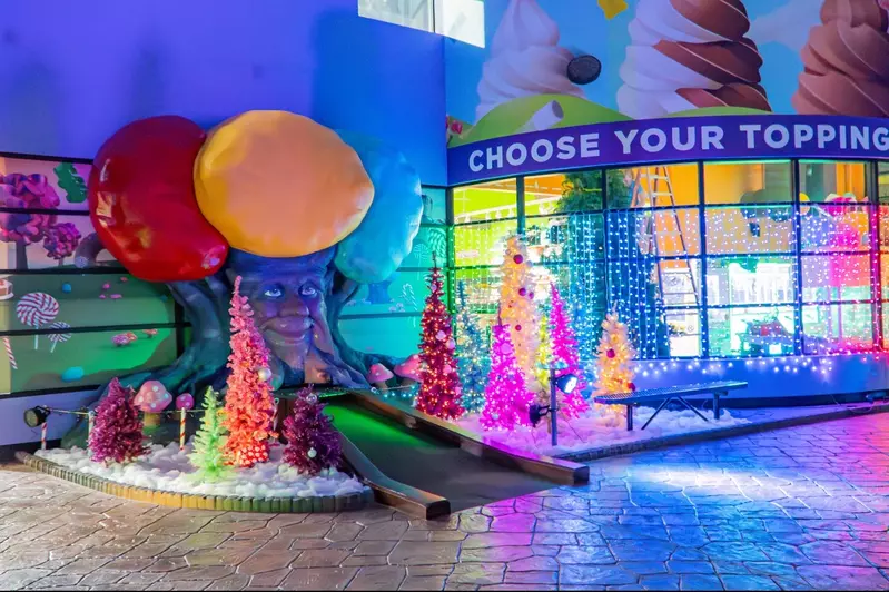 christmas pigeon forge